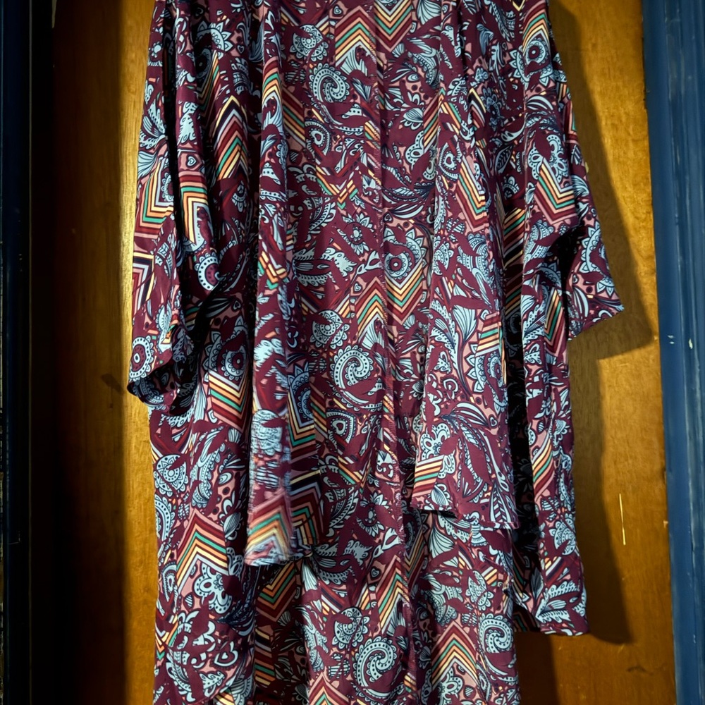 LuLaRoe Multicolor Geometric Kimono